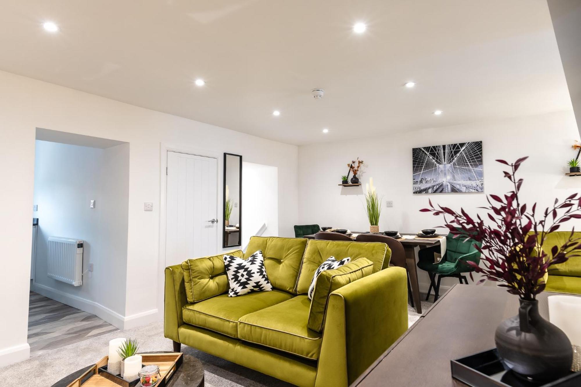 Cosy 2-Bed Apartment In Nettleham Линкольн Экстерьер фото