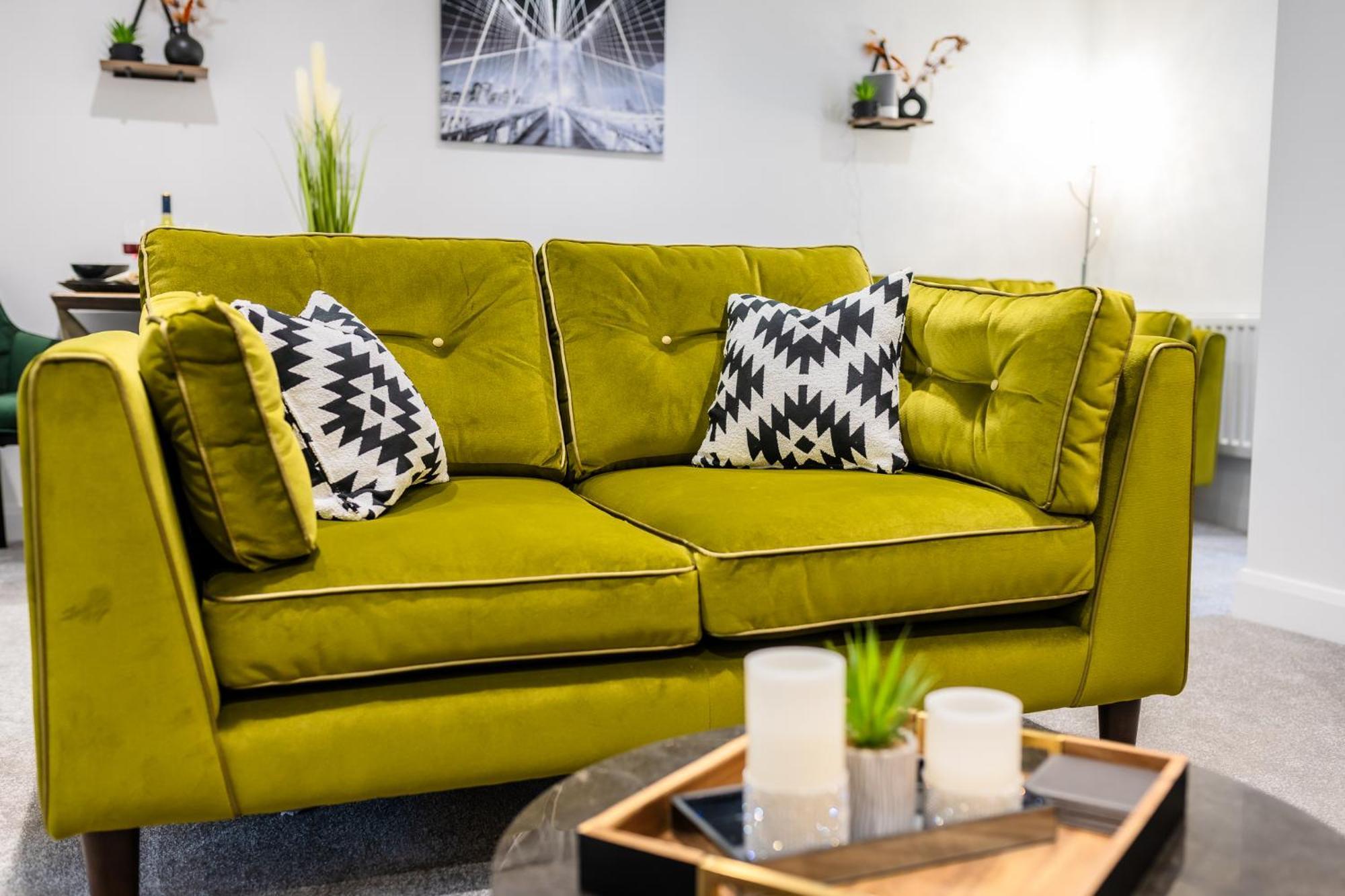 Cosy 2-Bed Apartment In Nettleham Линкольн Экстерьер фото